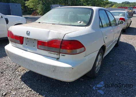 2001 Honda Accord 3.0 Ex from USA, damaged, VIN 1HGCG16501A072217